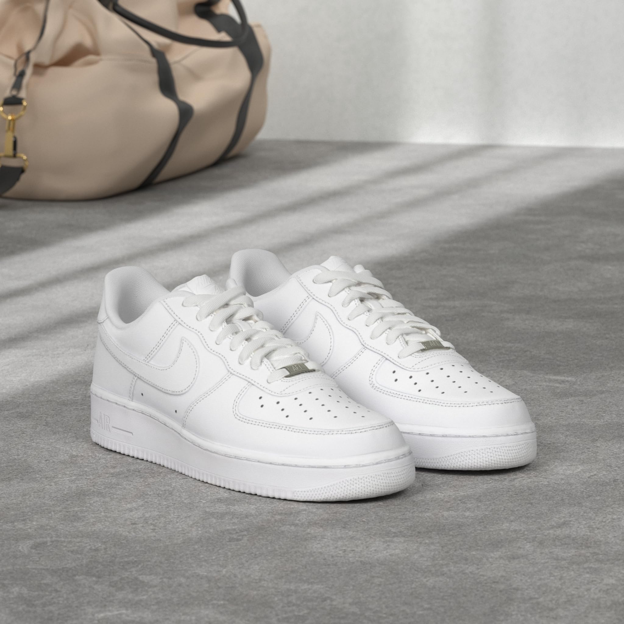 Nike Air Force 1 '07 Low Mens Basketball Shoes (10 Medium, White)
