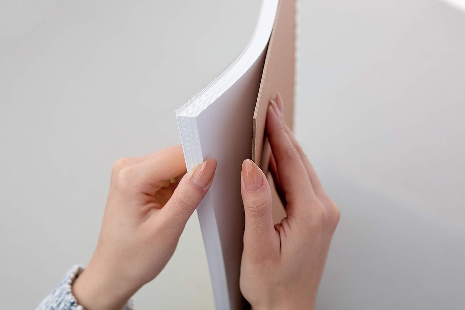 Strathmore 300 Series Bristol Smooth Pad, 9"x12" Tape Bound, 20 Sheets: Home & Kitchen