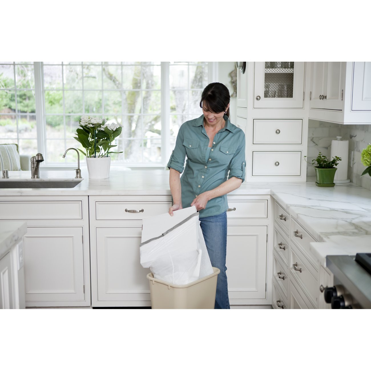Glad OdorShield Tall Kitchen Drawstring Trash Bags - Gain Original Febreze Freshness - 13 Gallon - 100 Count - Image 7