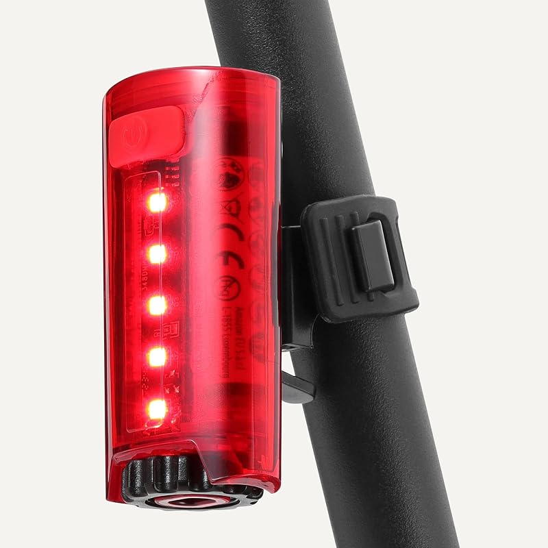 Set d'Éclairage Vélo LED avec Phare 100 Lumens et Feu Arrière 10 Lumens - Lampes de Vélo Étanches à 3 Modes avec Supports - Piles Incluses - Noir et Rouge