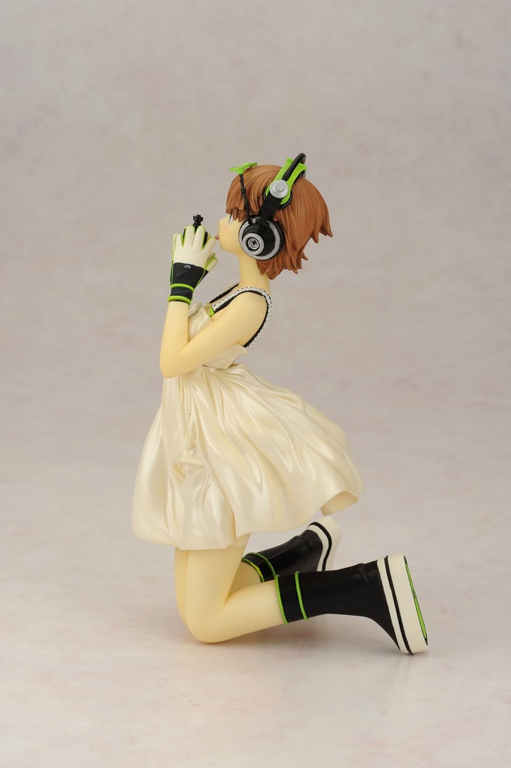 Amazon 村田蓮爾 ヘッドフォン少女 1 7スケール Pvc製塗装済み完成品 フィギュア ドール 通販 Amazon 村田蓮爾 ヘッドフォン少女 1 7スケール Pvc製塗装済み完成品 フィギュア ドール 通販