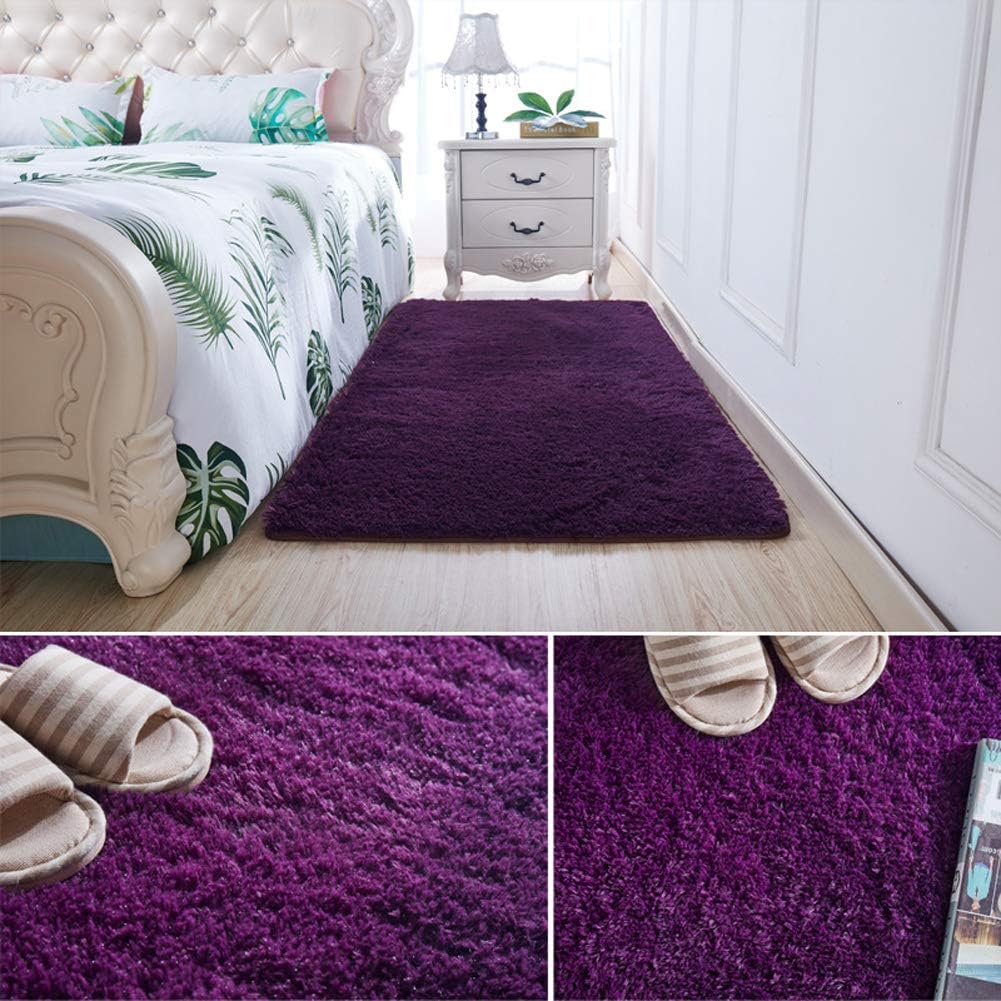 Best different carpet in hallway and bedrooms