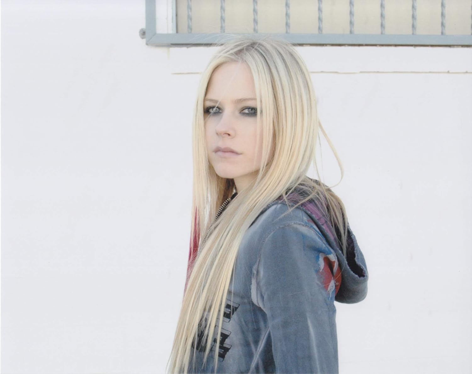 アヴリル ラヴィーン 髪型 Hd壁紙ギャラリー