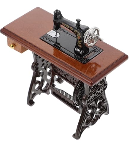 1:12 Machine à Coudre Miniature Vintage – Alliage Et Bois – Accessoire Maison Poupée – 4,7x3,6x2,6 Cm – Ciseaux Et Fils Inclus