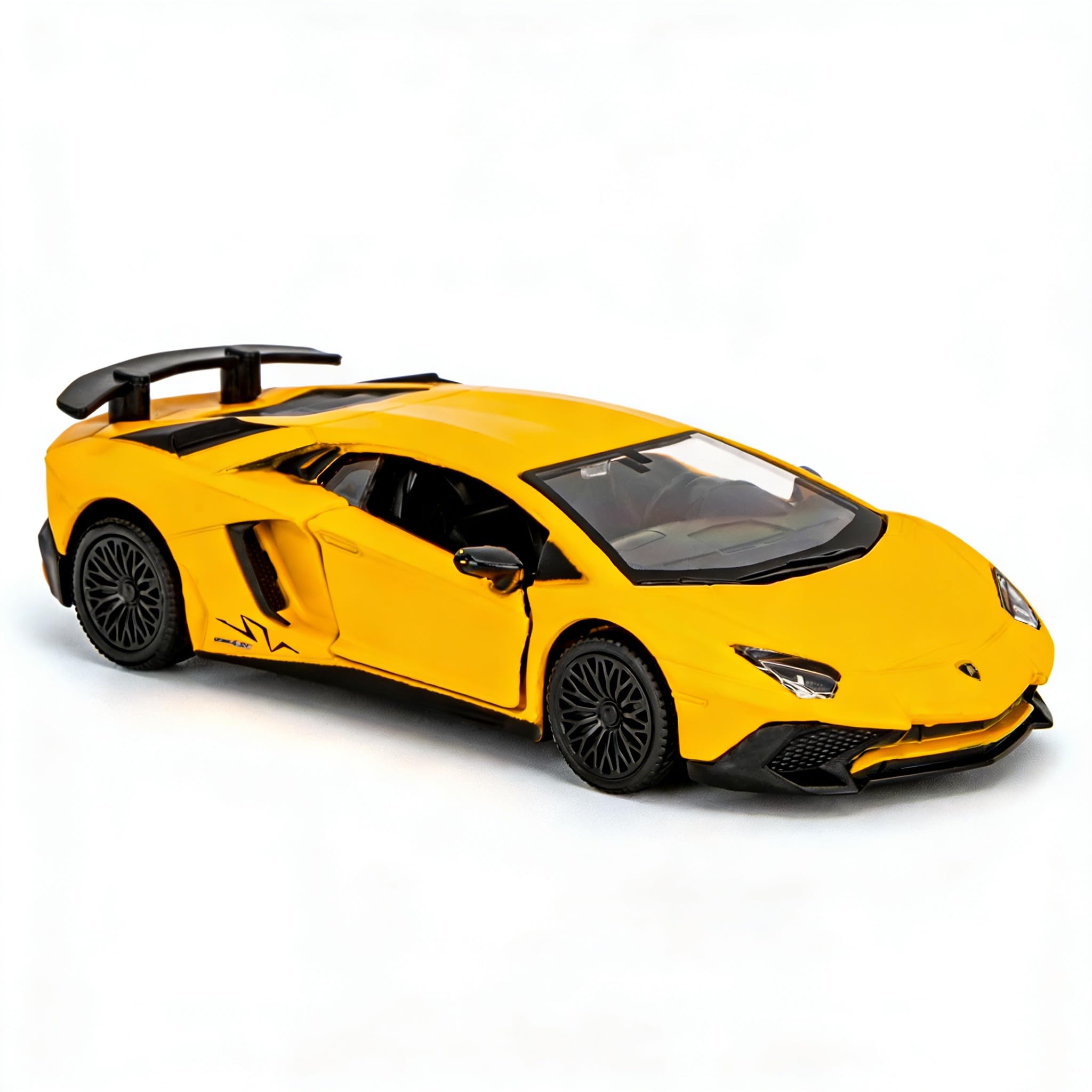 TGRCM-CZ 1/36 Scale Lamborghini Aventador LP770-4 Casting Car Model, Zinc Alloy Toy Pull Back Vehicles Toy Car for Toddlers Kids Boys Girls Gift (Yellow)