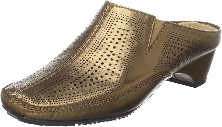 white mountain clogs