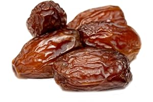 Harveast Organic Medjool Dates – California Grown Jumbo Dates, Naturally Sweet, Healthy Snacking, Caramel Flavor, Pesticide, Free No Sugar Added – Resealable Bag for Freshness, Baking (1 pounds)