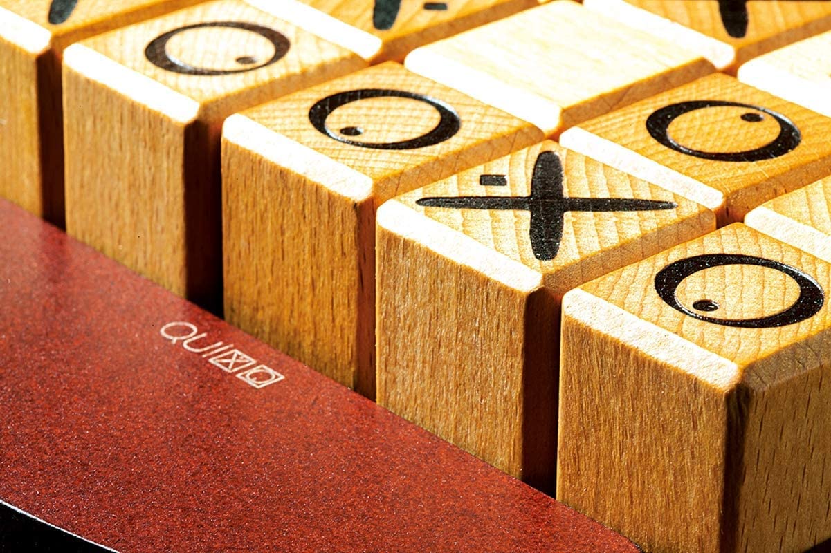 Quixo | Wooden Abstract Strategy Board Game for Kids and Adults | Family Game Night Favorite | Tic-Tac-Toe Style Competitive Puzzle | Easy to Learn, Fast to Play | Ages 8+ | 2-4 Players | 15 Min