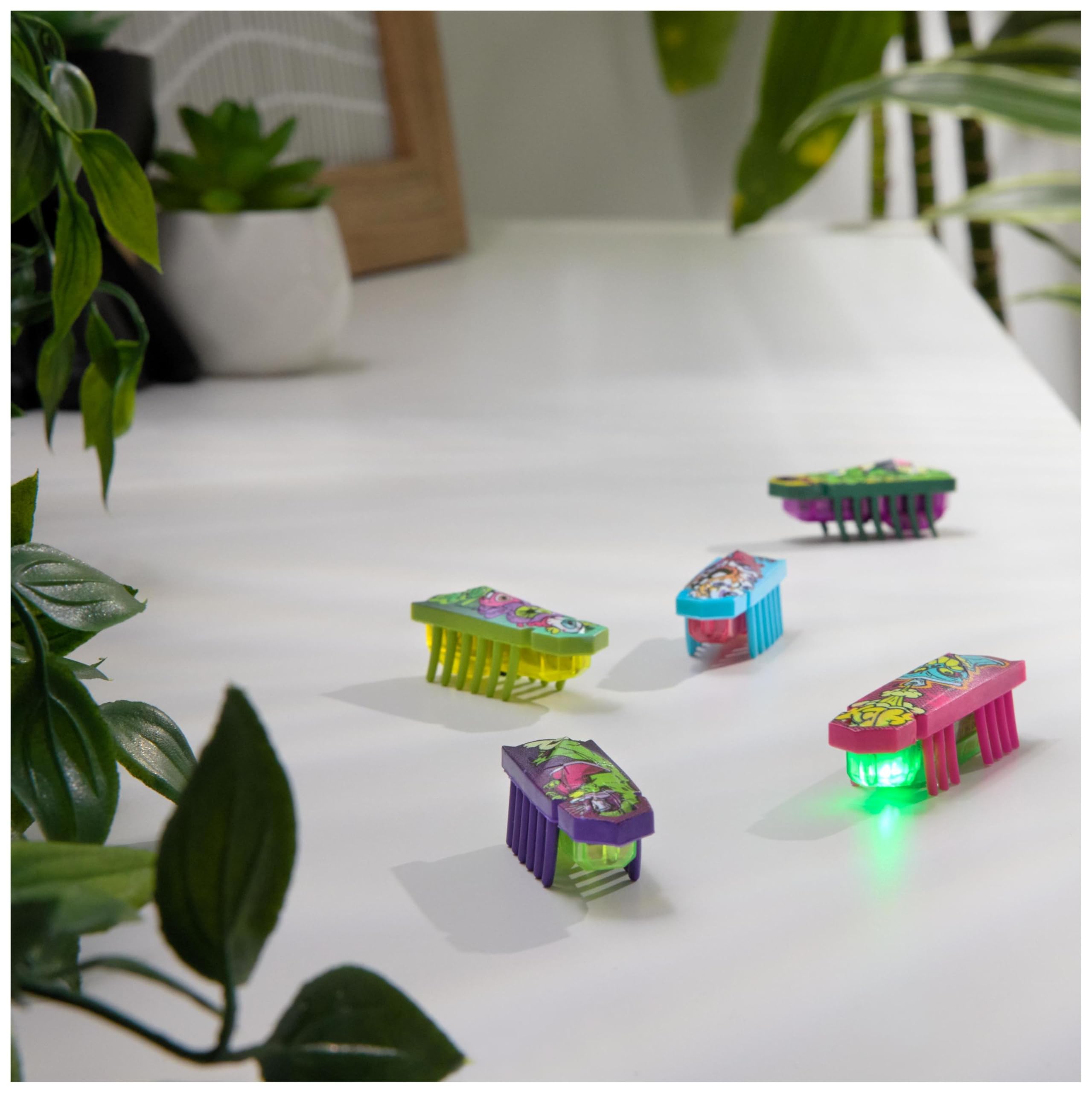 HEX BOTS Nano 5 Pack, 4 Mini Bots with Bonus Flash Bot, Sensory Toy for Kids & Cats, Vibration Technology, Mini Robot Toy for Kids 3 & Up