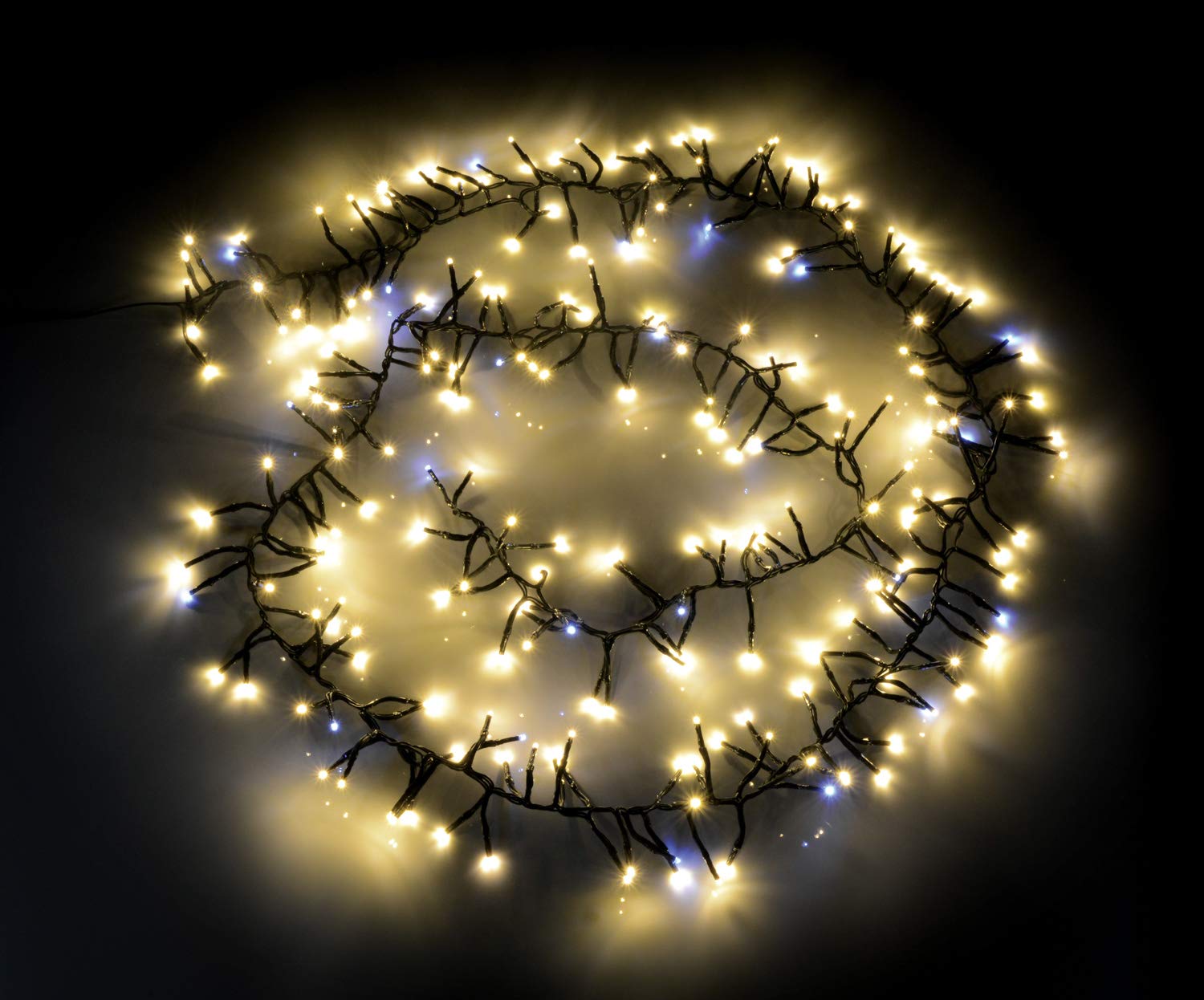 Lyyt | Cluster LED Outdoor Fairy Lights with Twinkle Effect | Warm White