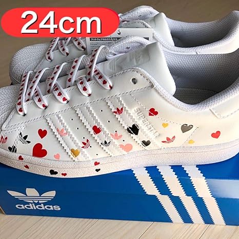 Amazon Co Jp Niziu ミイヒ着用 Adidas スーパースター Superstar オリジナルス Originals ハート 柄 総柄 限定 ホワイト 白 新品 未使用 ホビー