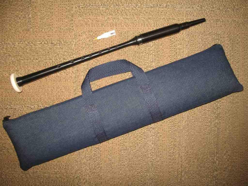 GIbson Long Poly Practice Chanter, Gibson Reed, Padded Denim Chanter Case