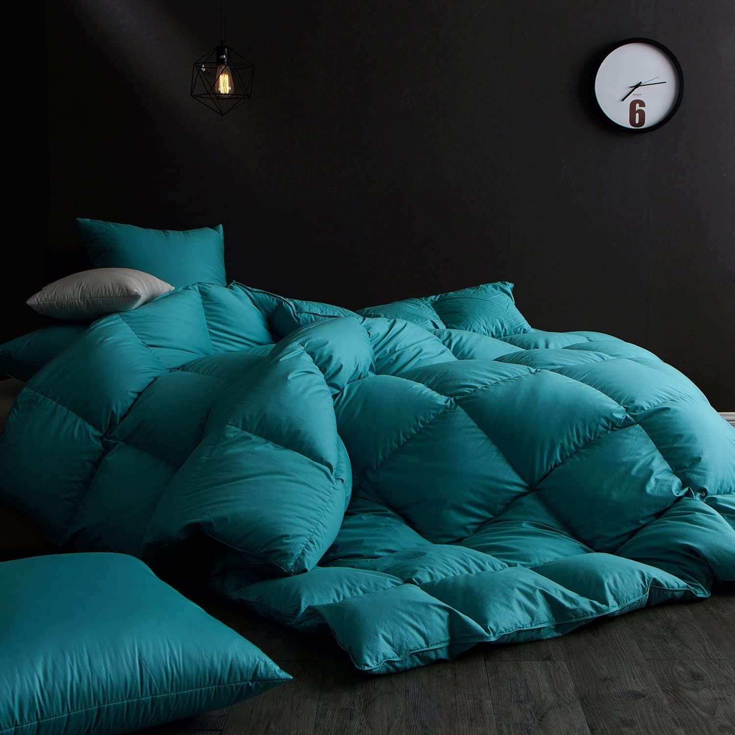 globon luxurious goose down comforter