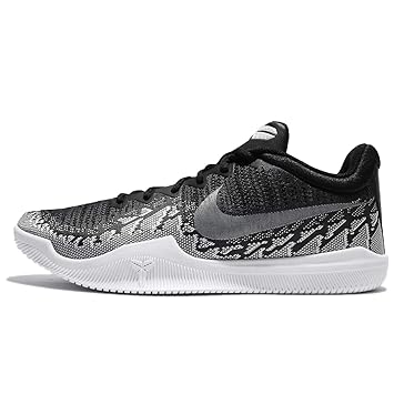 black kobe basketball shoes