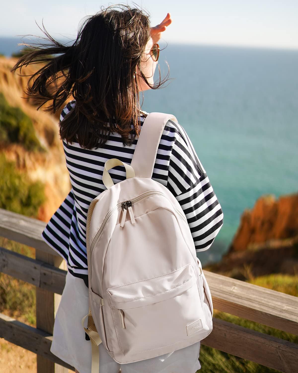 Lightweight Stylish Daypack
