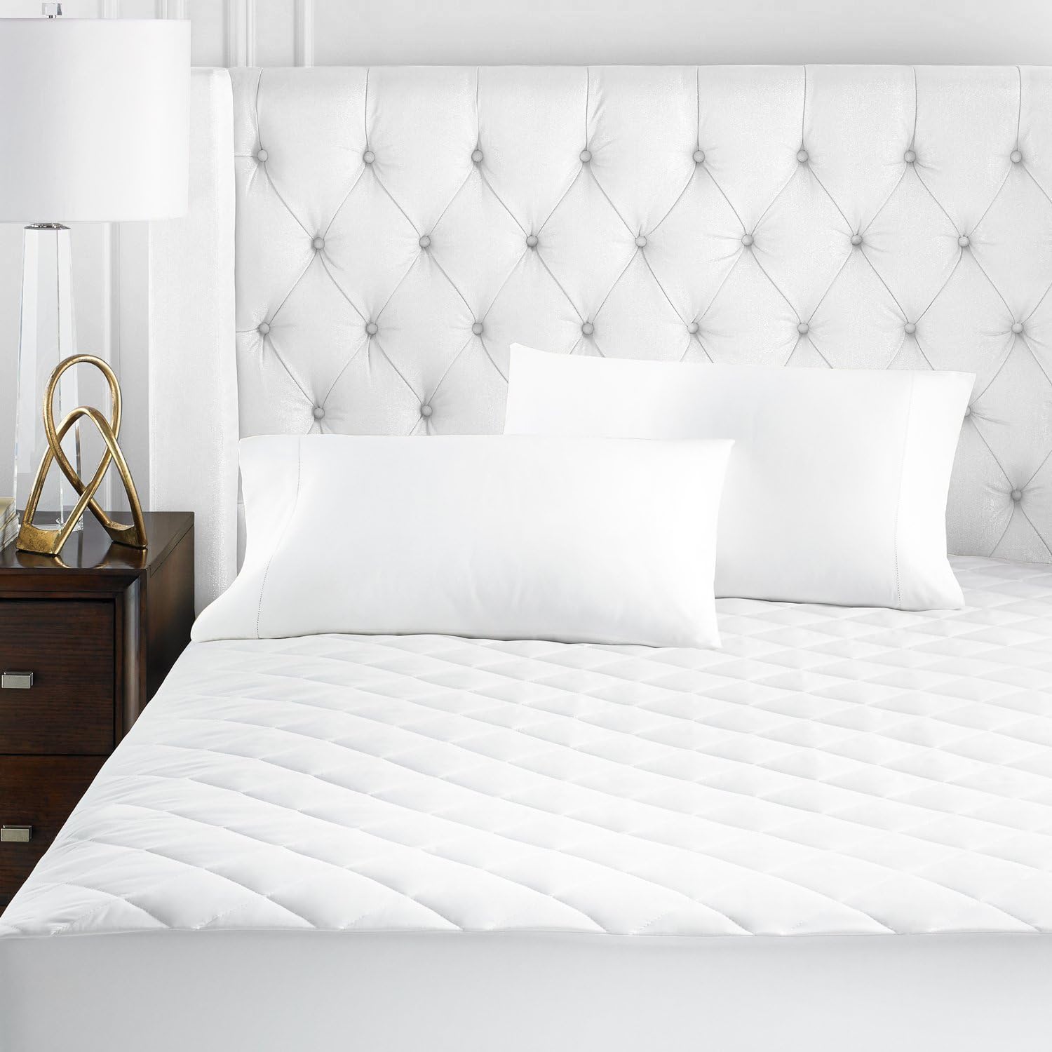 Beckham Hotel Collection Luxury Microfiber Mattress Pad - Quilted, Hypoallergnic, and Water-Resistant - King