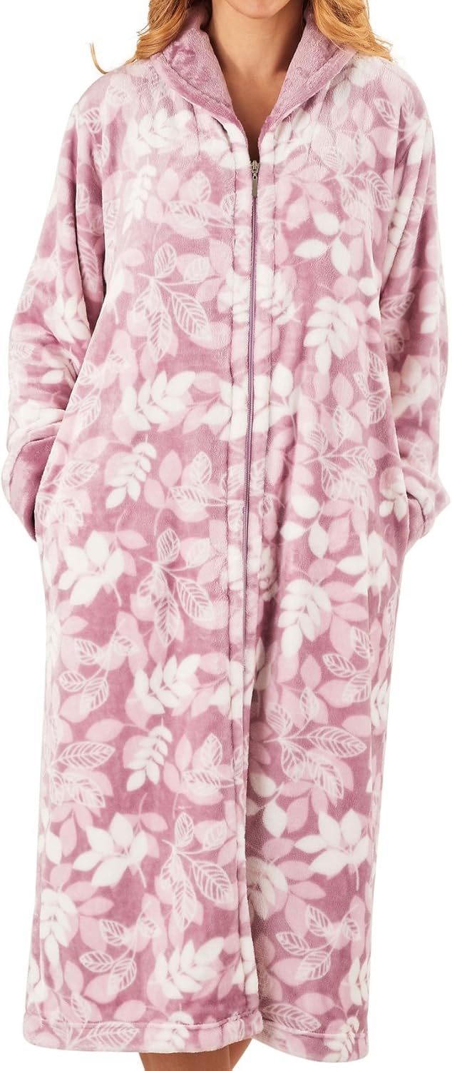 dressing gown with zip and hood