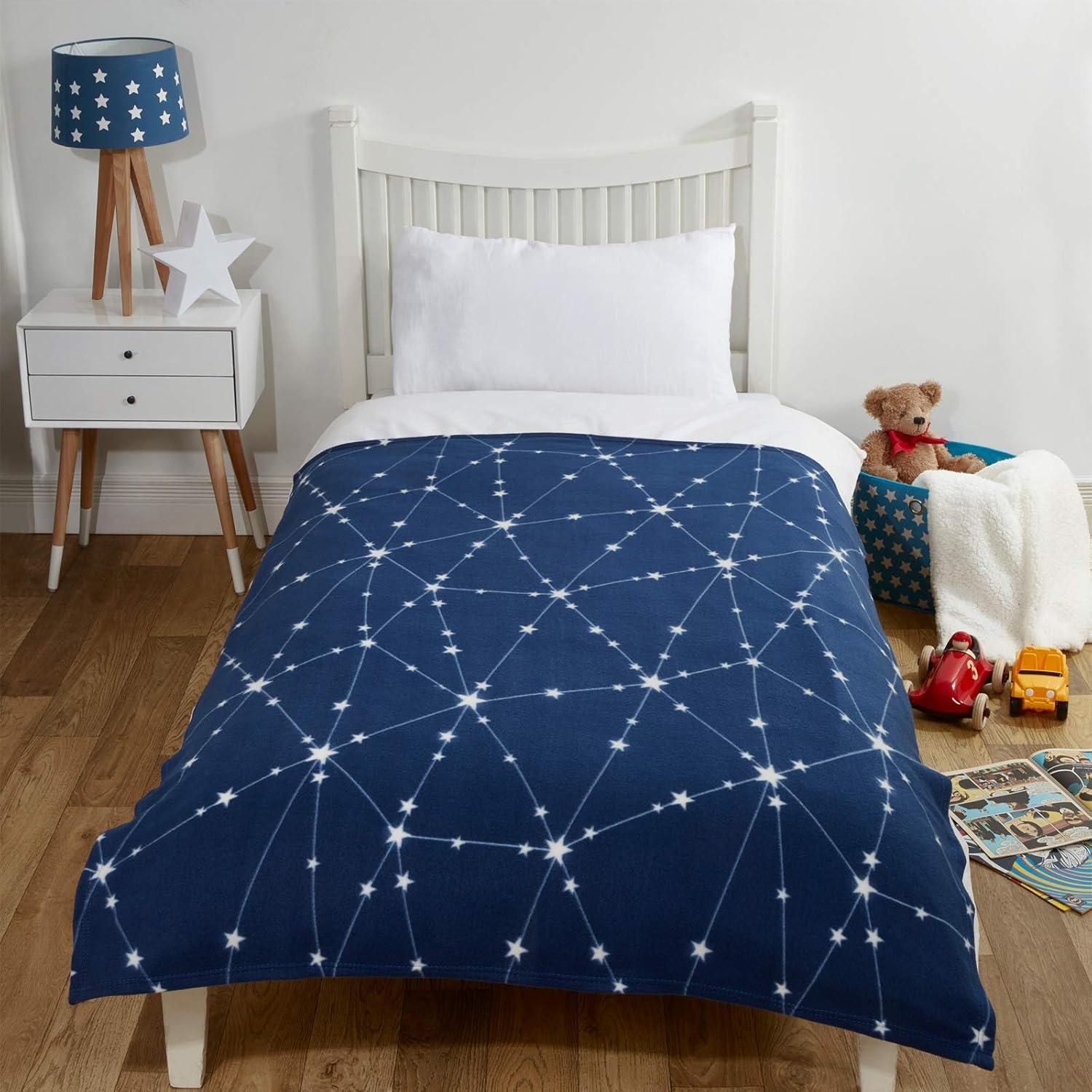 Dreamscene Galaxy Star Fleece Throw Over Warm Kids Soft Solar Space Bed