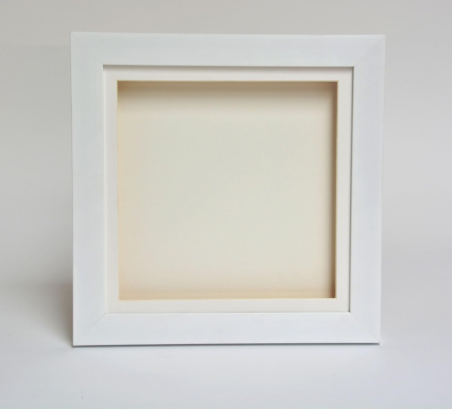 Download Shadow Box Frame 3d Deep In White And Black With Mounts For Medals Frames Home Garden