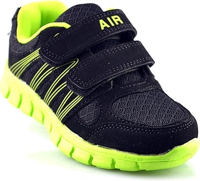 boys black trainers size 10