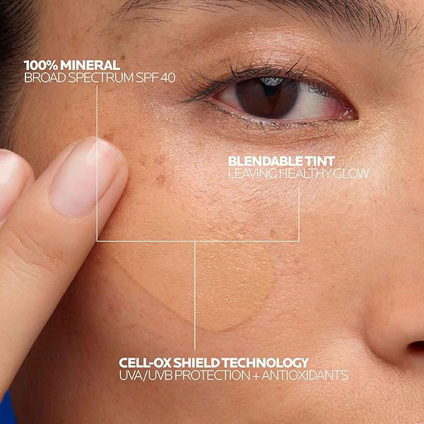 LA ROCHE-POSAY ANTHELIOS SUNSCREEN SPF 40, ULTRA-LIGHT FLUID BROAD SPECTRUM SPF 50, FACE SUNSCREEN WITH TITANIUM DIOXIDE MINERAL, LIGHTWEIGHT & FAST-ABSORBING, OIL-FREE, MATTE FINISH