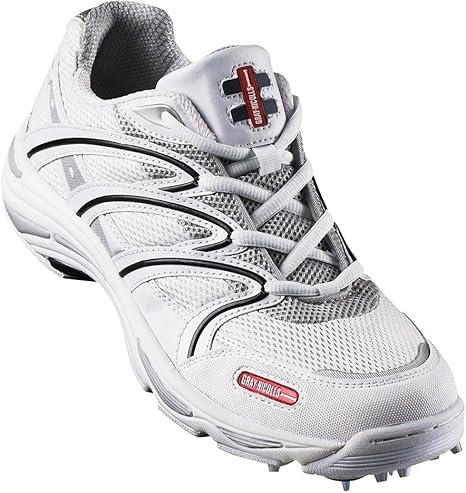 junior running spikes size 4