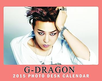 Amazon Co Jp 15年 Bigbang G Dragon Gd ジードラゴン 卓上カレンダー 各月2ページずつ あります スケジュールステッカー付 ミニポストカード グッズ 30 文房具 オフィス用品