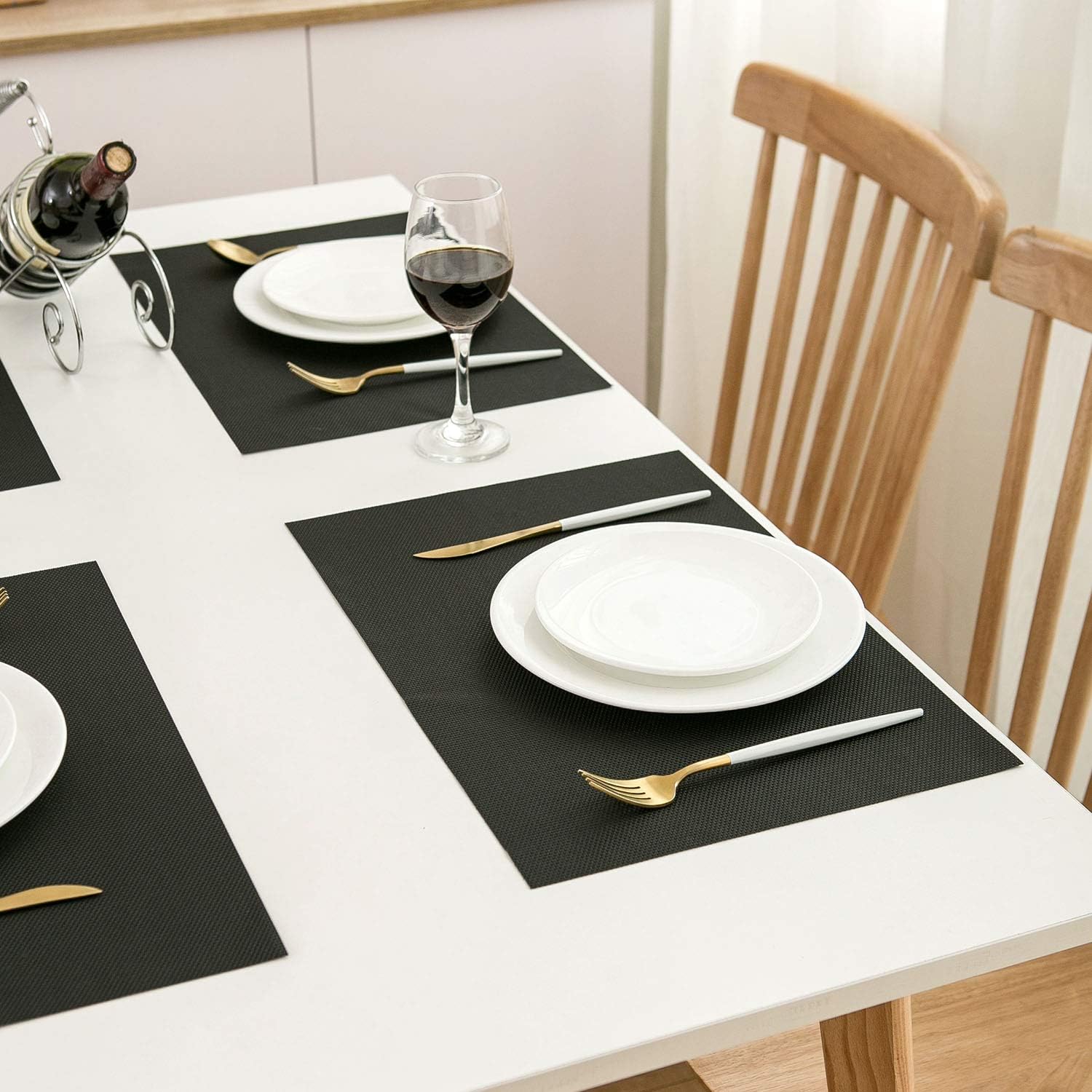 Placemats Place Mat Black Table Mats Set of 6 Non Slip Easy to Clean Wipeable Crossweave Woven Vinyl Washable Place Mats for Dining Kitchen Restaurant Table: Home & Kitchen