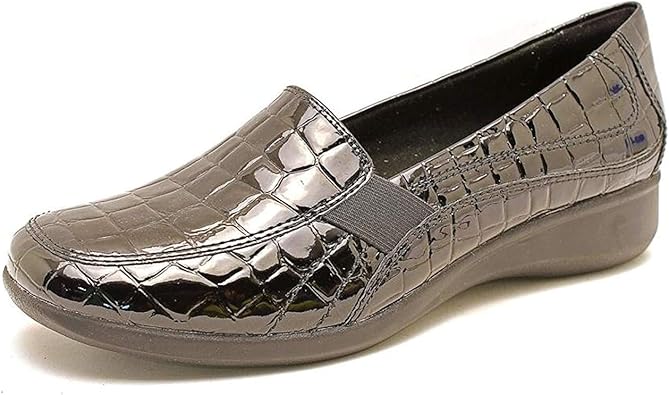 amazon prime women's clark shoes