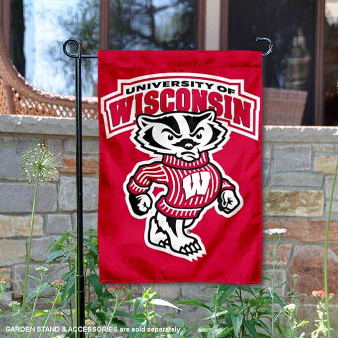 Amazon Com Wisconsin Badgers Uw Garden Flag And Yard Banner