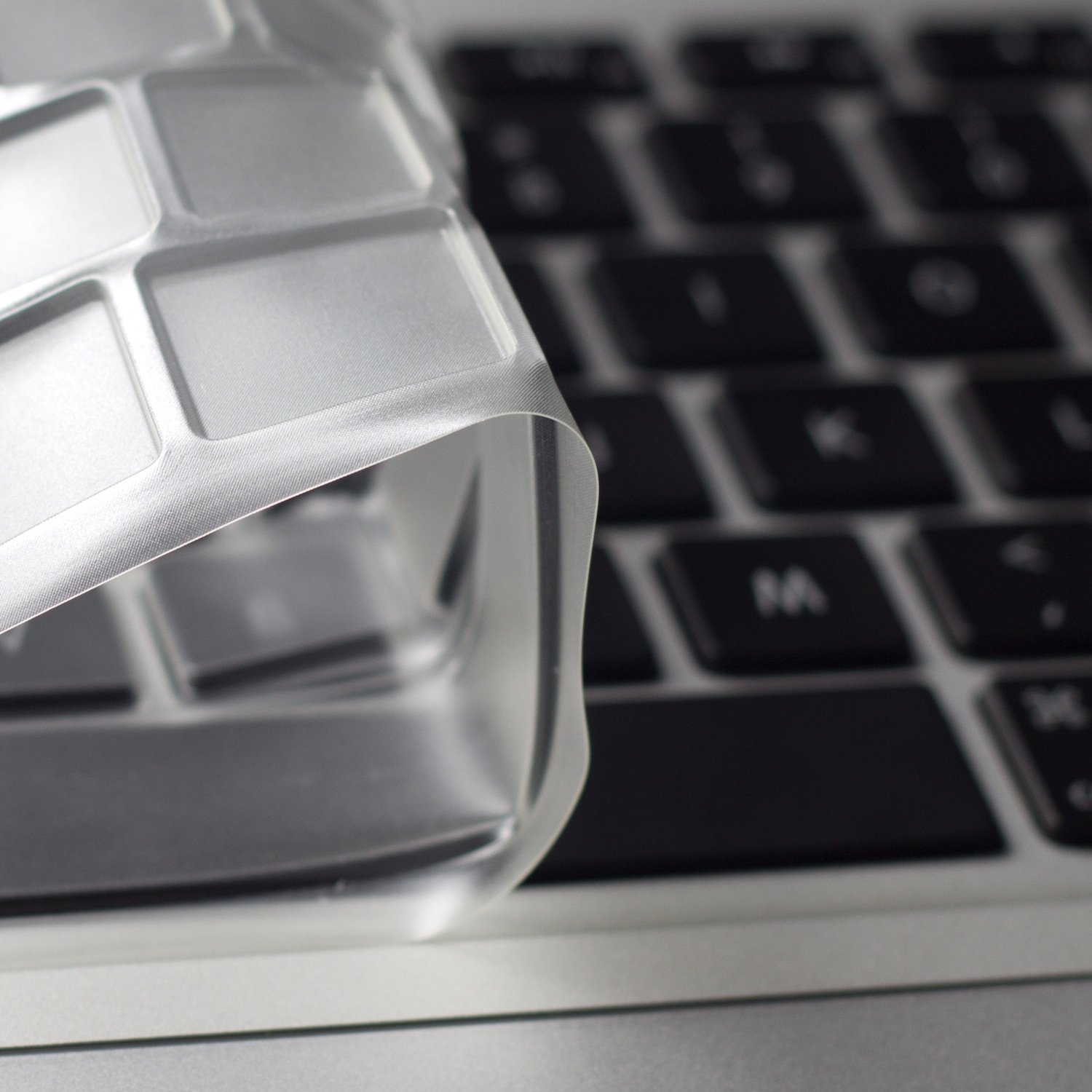 MiNGFi TPU Keyboard Cover for MacBook Pro 13" A1278 A1425 A1502 (2008–2017), Air 13" A1369 A1466 (2010–2017), Pro 15" A1398 A1286 (2008–2015), Pro 17" A1297 (2011) EU/ISO Layout - Transparent