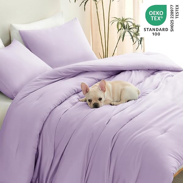 COZYLUX FULL SIZE COMFORTER SET LAVENDER, 3 PIECES LIGHTWEIGHT DOWN ALTERNATIVE QUILTED BEDDING SETS, LIGHT PURPLE ALL SEASONS BREATHABLE SOLID COMFORTER WITH 2 PILLOWCASES, SOFT BED SET FOR BEDROOM