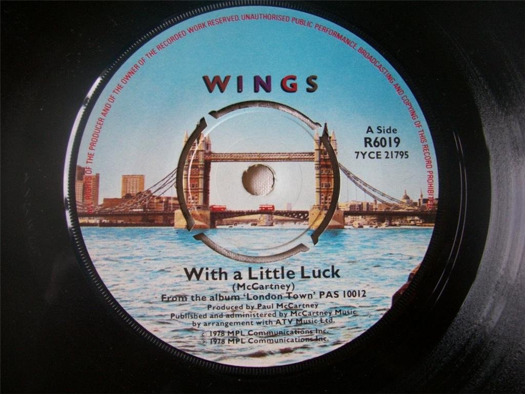 WINGS With a Little Luck UK 7" 45 Amazon.de MusikCDs & Vinyl