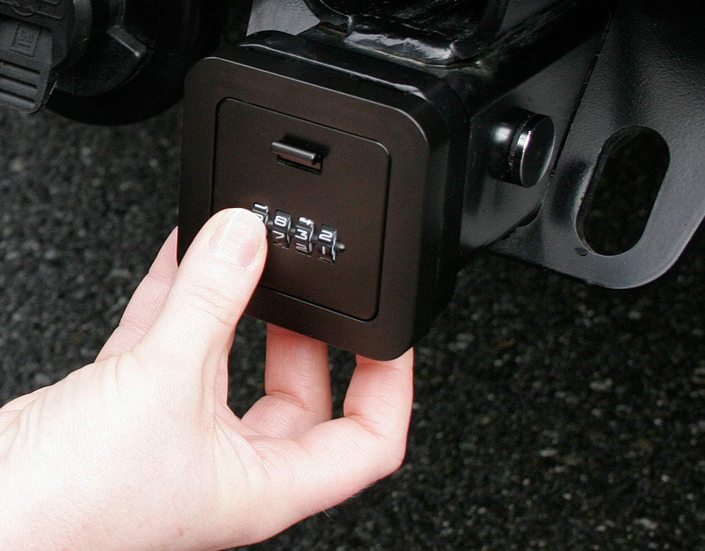 HitchSafe HS7000T Key Vault, Black: Automotive