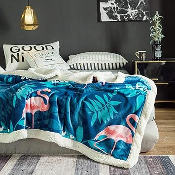 Blanket Decken, multifunktionale Tagesdecken, Korallen Fleece-Decken. Der kalte Winter bietet Ihnen eine warme und angenehme 