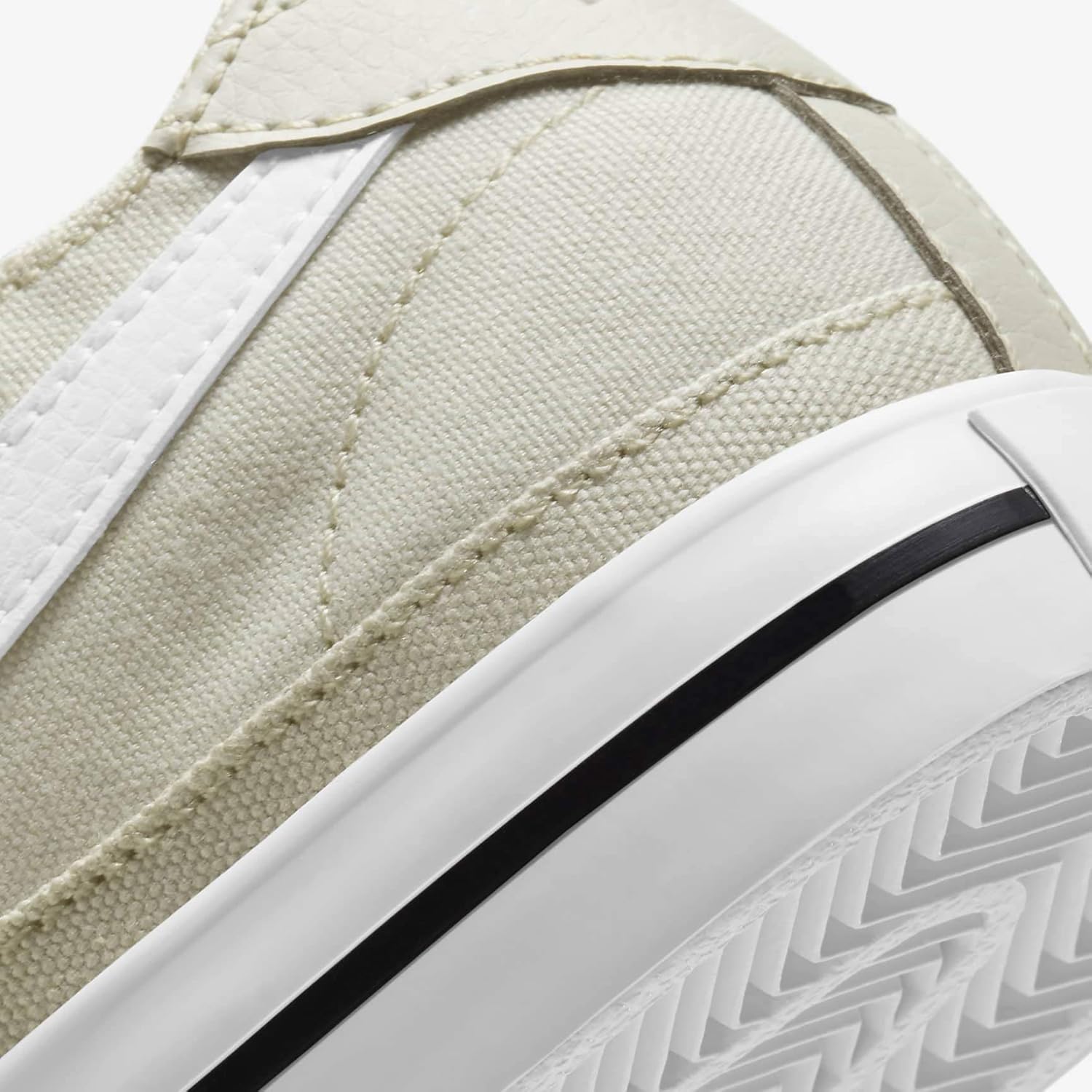 Amazon Co Jp ナイキ Nike コート レガシー キャンバス W Court Legacy Cnvs ライトボーン ブラック ホワイト Cz0294 002 国内正規品 スポーツ アウトドア