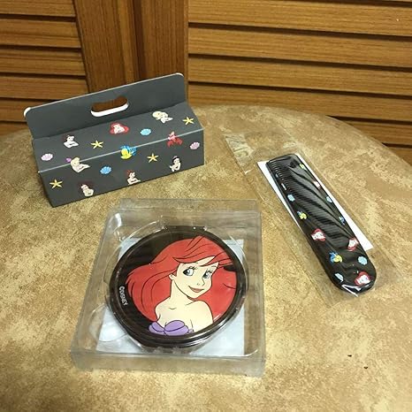 Amazon ディズニー リトルマーメイド アリエル メイクブラシ ミラー コーム アニメ 萌えグッズ 通販