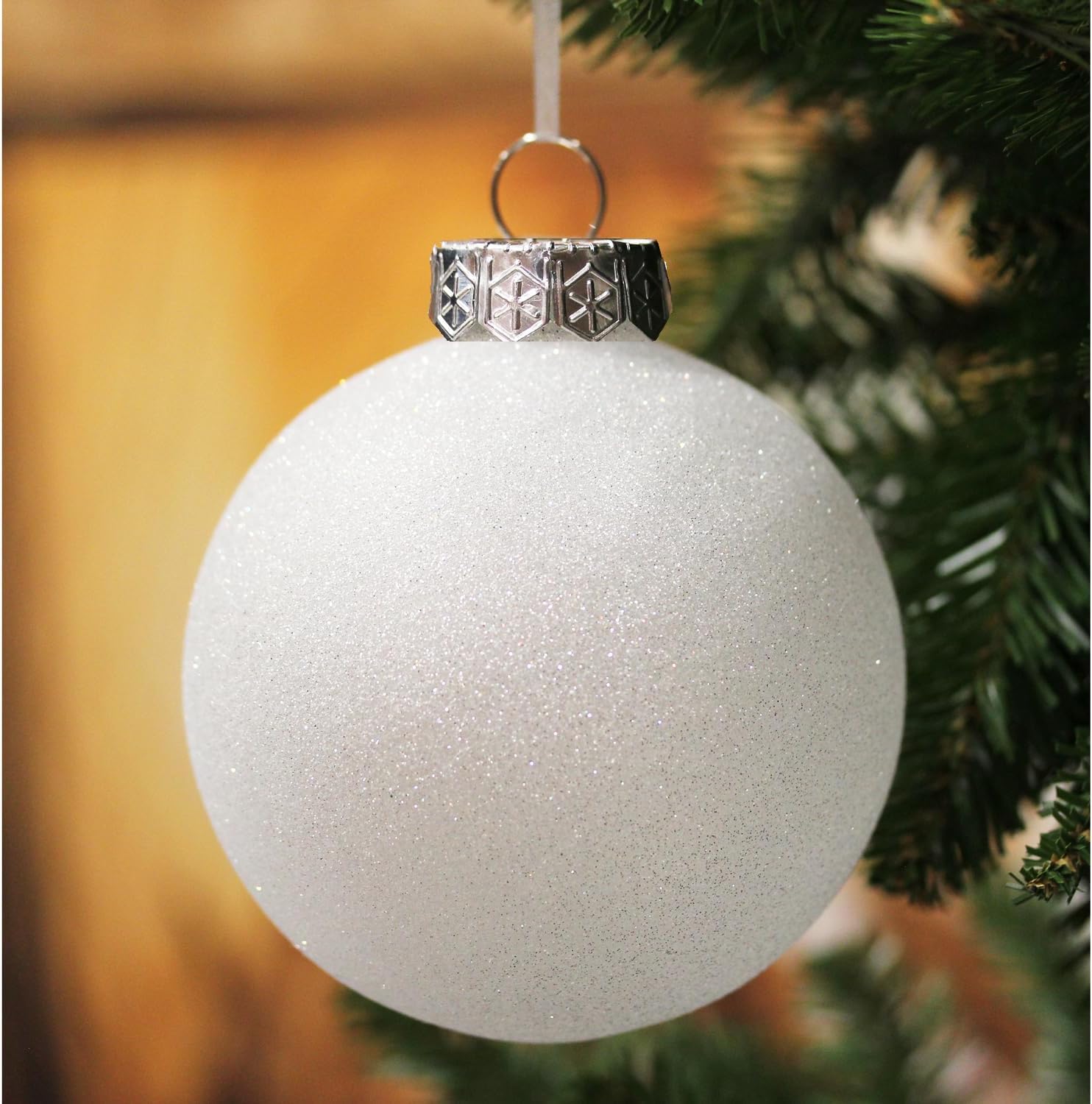 Ornaments - Sleetly Large White Christmas Ornaments Set for Christmas Tree Decorations - 2023 Shatterproof Rustic Vintage Farmhouse Holiday Xmas Ball Christmas Tree Ornament Decorations, 4.72 Inch White Snowballs