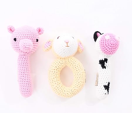 Amazon Cheengoo オーガニック赤ちゃん用おもちゃラトル かぎ針編みファームテーマ 3個セット がらがら ラトル おもちゃ