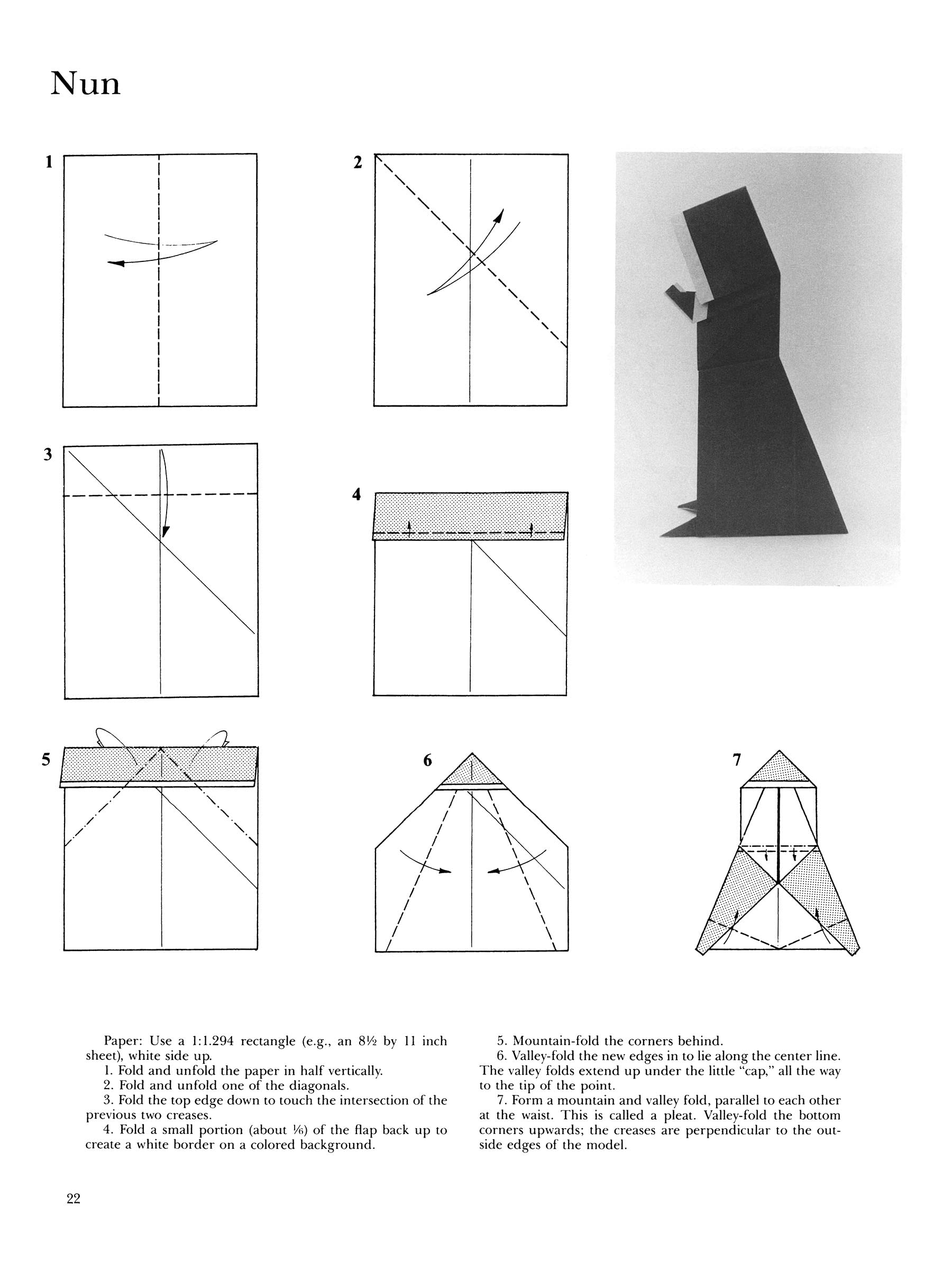 The Complete Book of Origami: Step-by-Step Instructions in Over 1000 Diagrams/37 Original Models (Dover Crafts: Origami & Papercrafts)