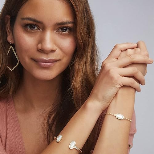 In Azalea Illusion Kendra Scott Elaina Gold Adjustable Chain