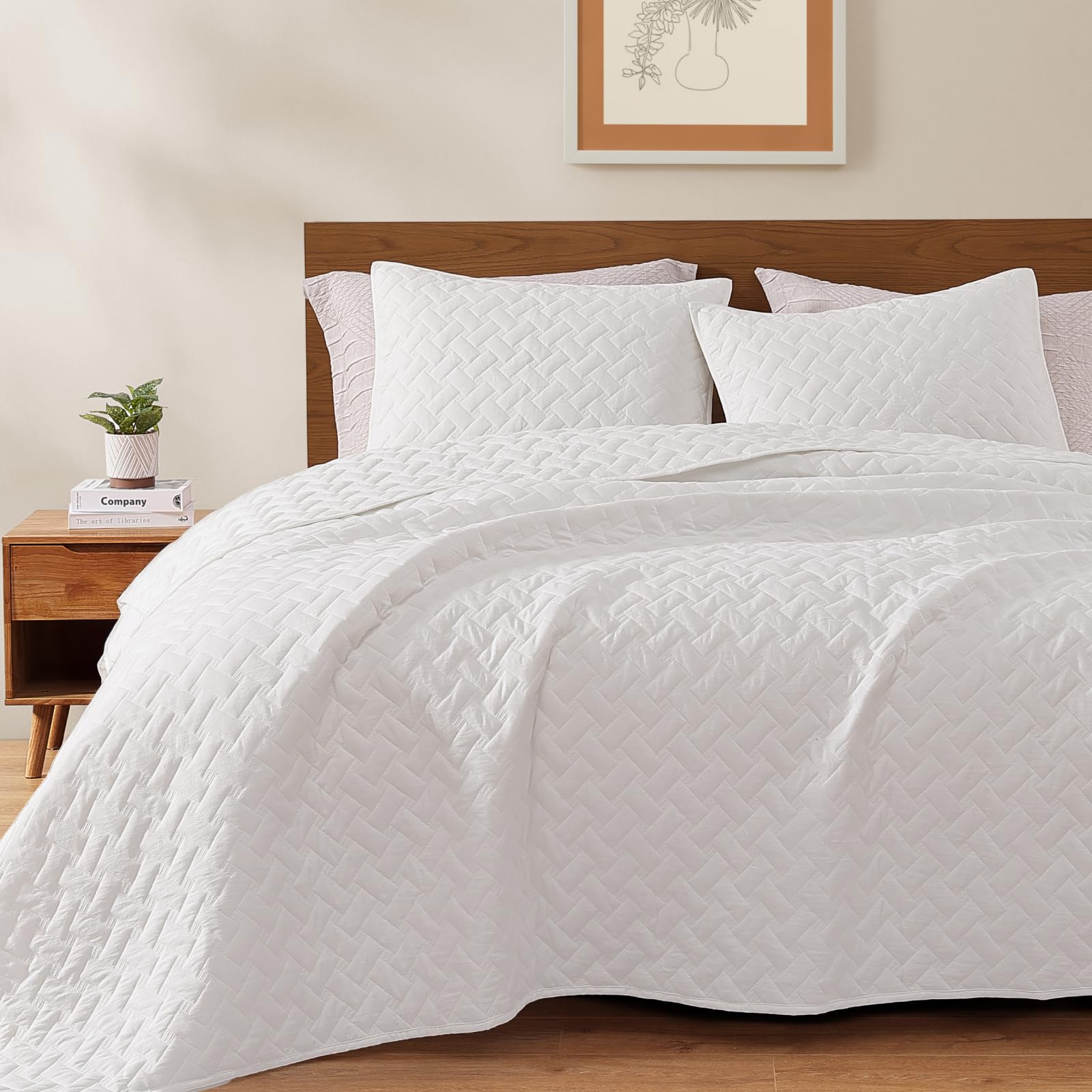 WRENSONGE King Size Quilt-3 Pieces Weave White Bedspreads King Quilt Bedding Set for All Seasons, Soft Summer Coverlet with 2 Pillow Shams Suitable for Bed, Couch, Quilted Blanket Image