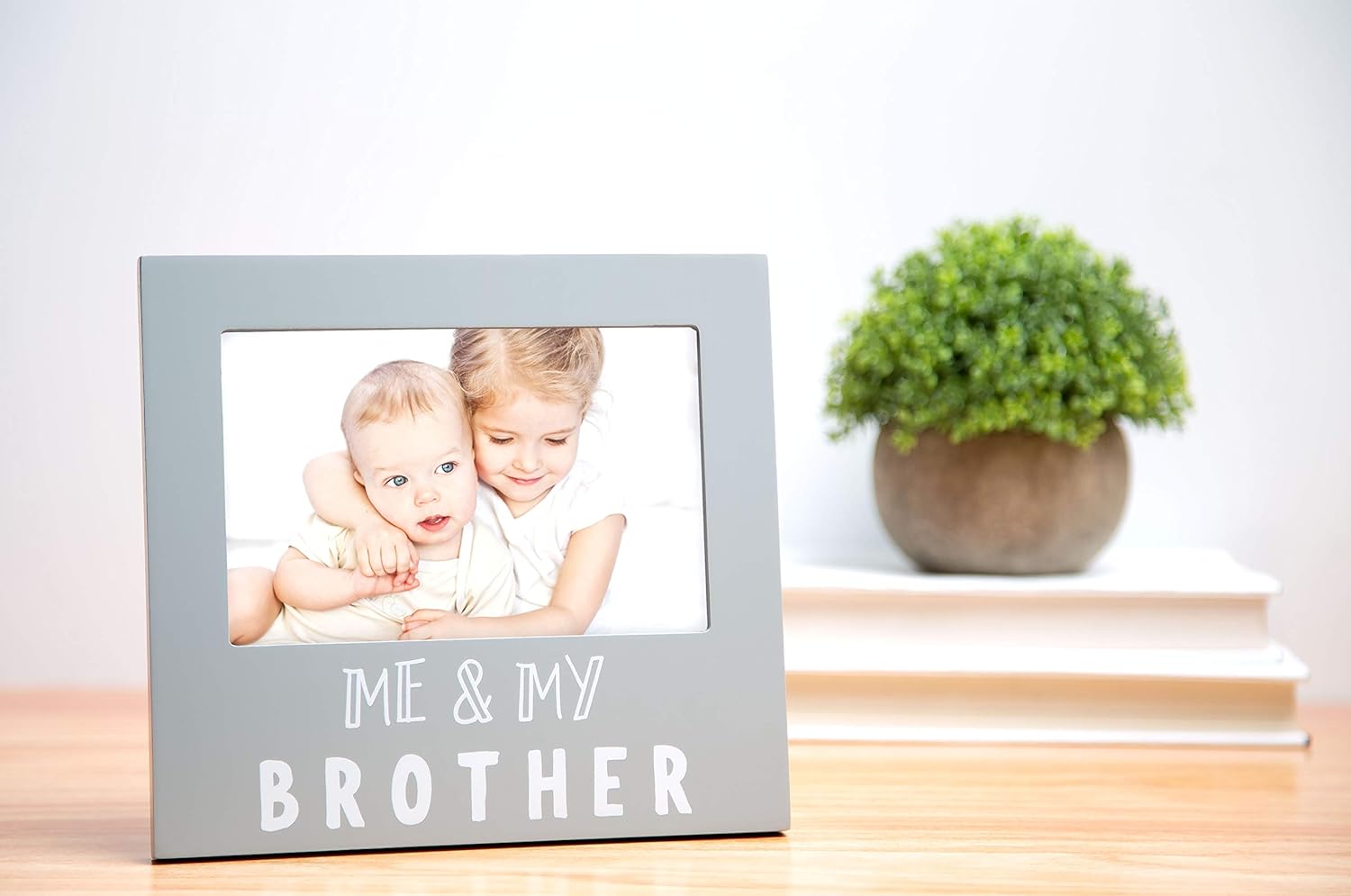Pearhead Me and My Brother Sentiment Photo Frame, Big Sister or Brother Gift, Sibilng Pictures, Gray : Baby