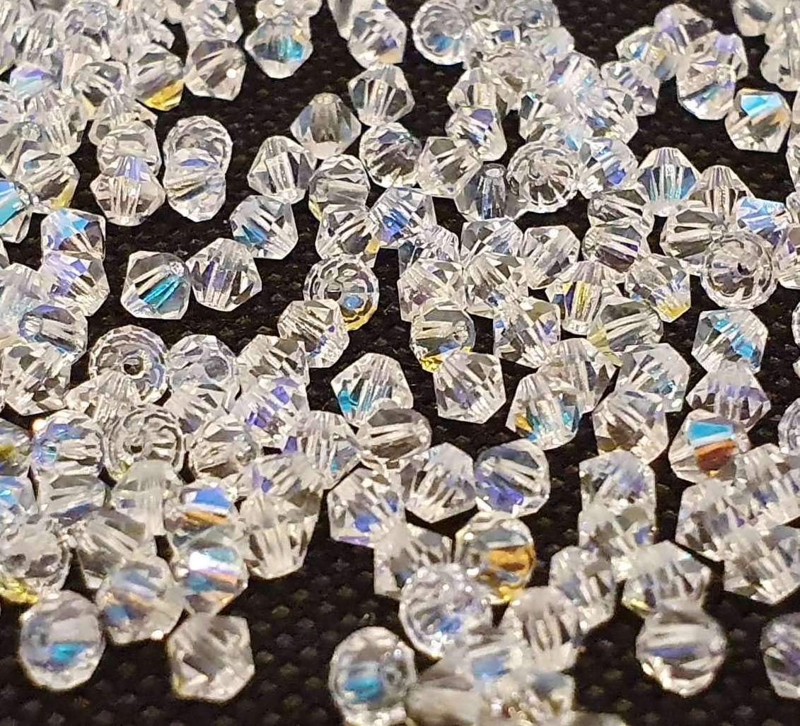 Perlin 40 Pieces 4x4 mm Iridescent (Crystal AB) Bicone Glass Craft Beads