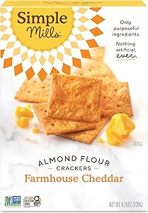 Simple Mills Almond Flour Crackers, Farmhouse Cheddar - Gluten Free, Healthy Snacks, 4.25 Ounce (Pack of 1)