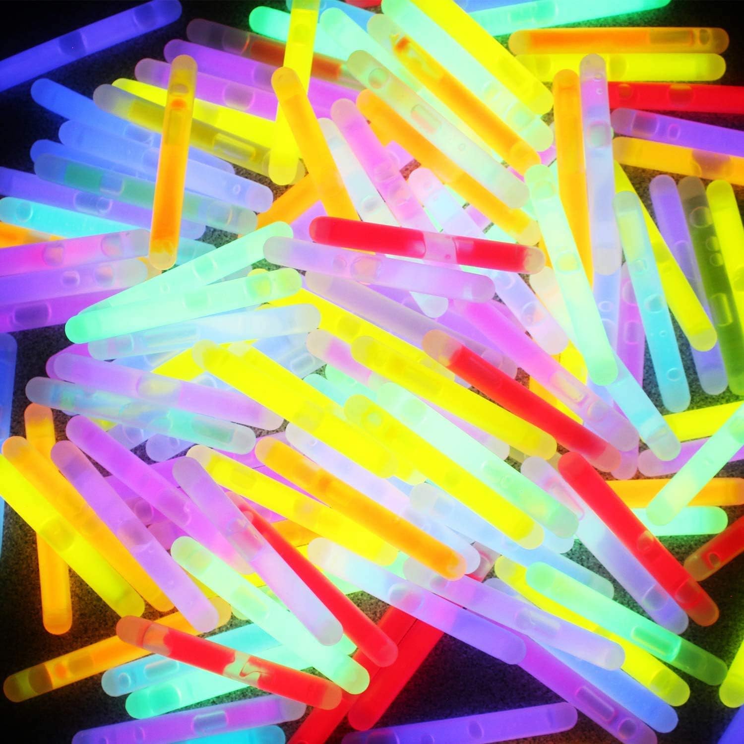 100 pcs Glow Sticks Bulk with 8 Colors for Glow Easter Egg, Kids Glow-in-The-Dark, Easter Party Favors, Christmas Halloween Party Supplies,Easter Basket Stuffers Gift: Toys & Games