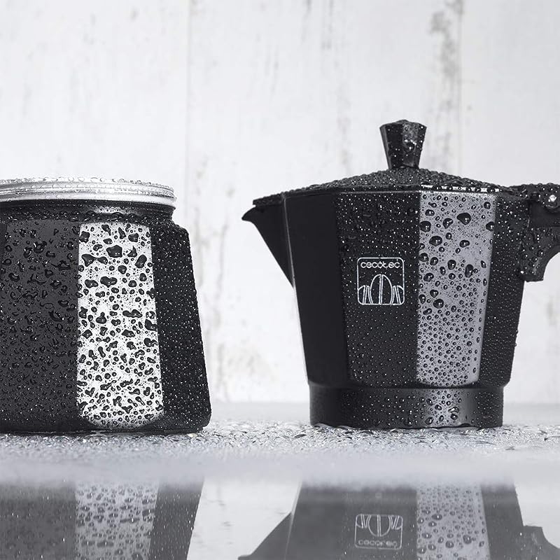 Cafetera italiana Cumbia Mokclassic 600 Black, 300ml, De aluminio con capacidad para 6 tazas de café en color negro, apta para todo tipo de cocinas y fácil de limpiar — foto 4 de 8