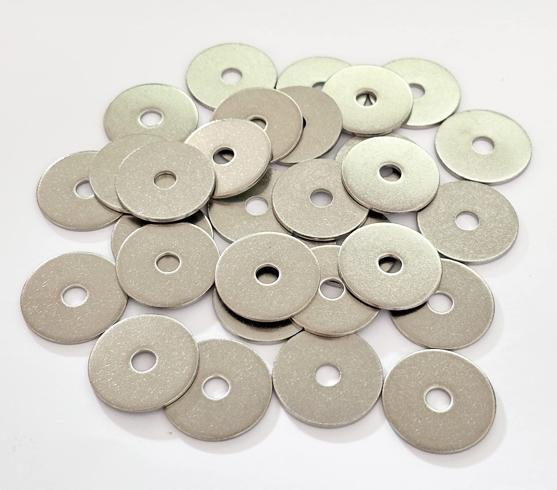 M5 Stainless Steel Washers,30 pcs M5 x 25mm Flat Penny Washers,A2 Stainless Steel Large Flat Repair Washers for Screws & Bolts With storage box (M5 x 25 30pcs)
