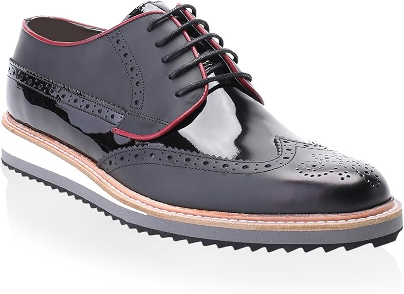 where are deckard shoes made