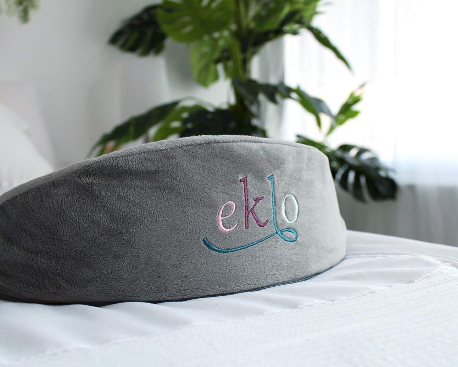EKLO MommyWedge Pregnancy Wedge Pillow - Memory Foam Maternity Support for Back, Belly, Knees - Includes Soft Velvet Cover: Home & Kitchen